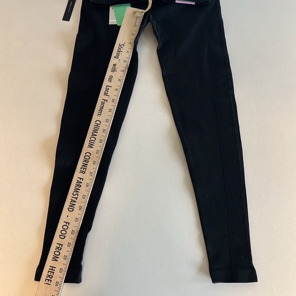 Black Ribbed Leggings - Picture 5 of 10